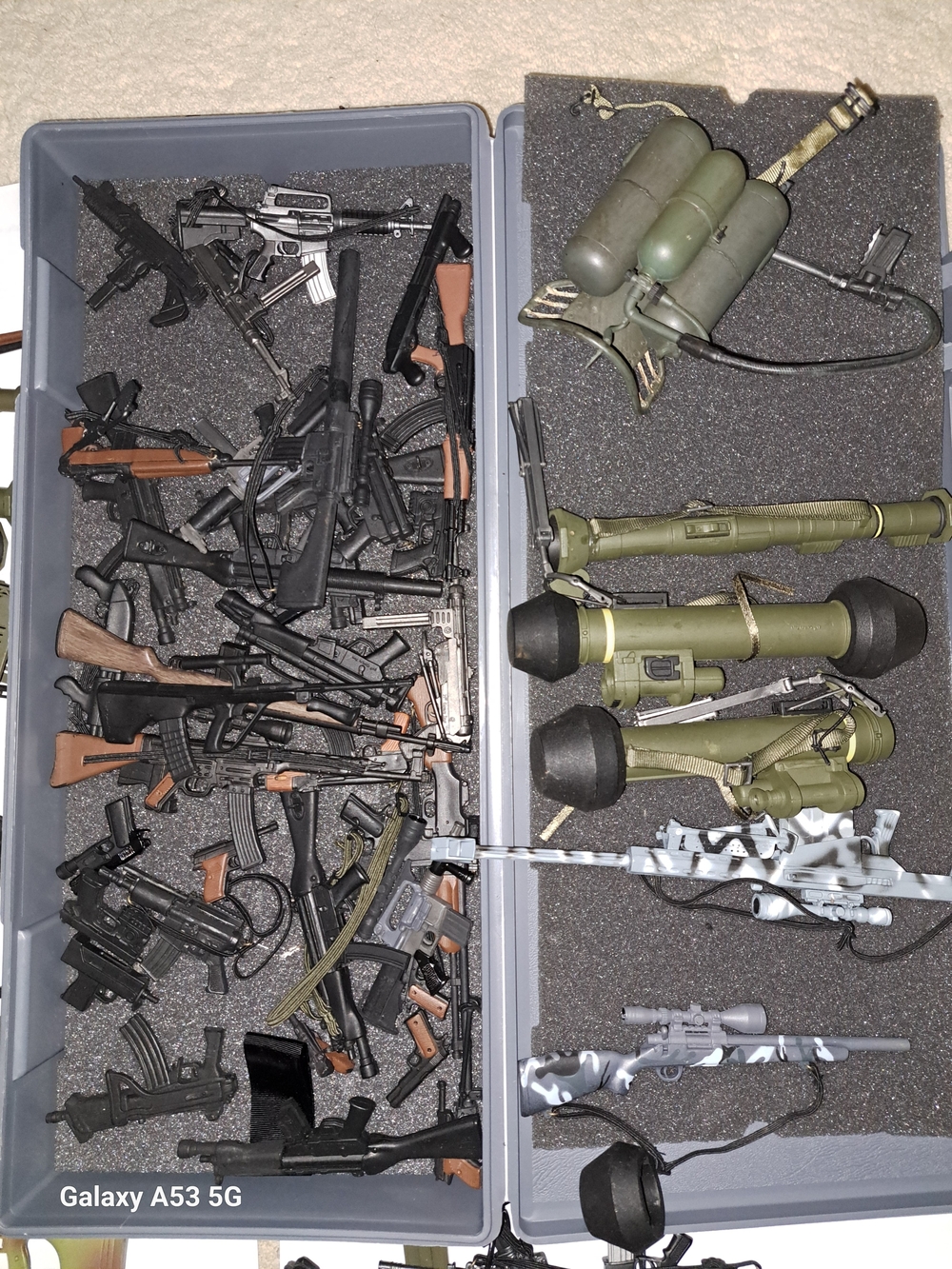 Kids Tactical Toy Weapon Set - Green & Black